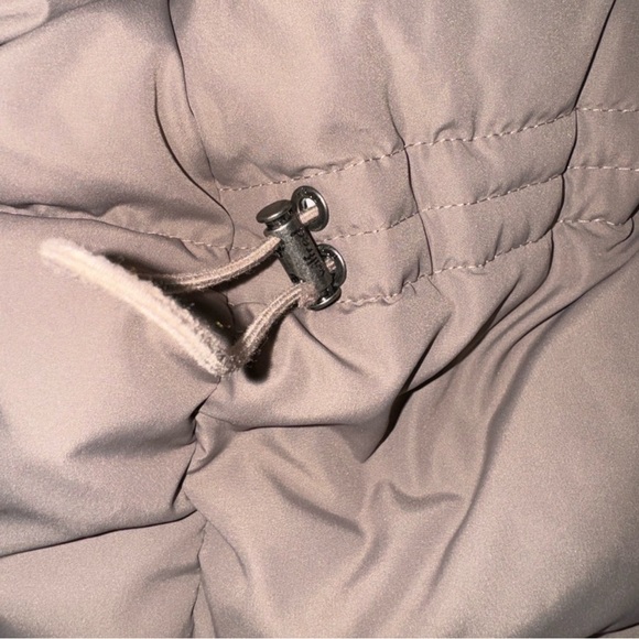 Aritzia Mont Blanc Wilfred Short Parka - Picture 6 of 7